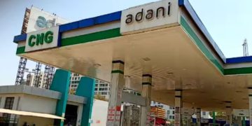 സിഎൻജി വില കുറച്ച് അദാനി ടോട്ടൽ ഗ്യാസ്; കേന്ദ്ര നടപടി ഫലം കണ്ടു