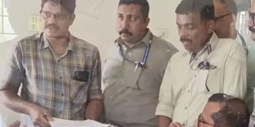 കൈക്കൂലി വാങ്ങുന്നതിനിടെ മഞ്ചേരി സബ് രജിസ്ട്രാർ ഓഫിസ് ഹെഡ് ക്ലർക്ക് പിടിയിൽ
