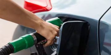 ആവശ്യം അം​ഗീകരിച്ചു; പെട്രോൾ പമ്പ് തൊഴിലാളികൾ നടത്തി വന്ന അനിശ്ചിതകാല പണിമുടക്ക് അവസാനിപ്പിച്ചു