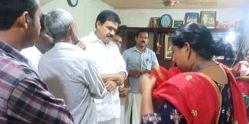 മണിമലയിൽ വാഹനാപകടത്തിൽ മരിച്ച സഹോദരങ്ങളുടെ വീട്ടിൽ ജോസ് കെ മാണി എത്തി