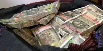 കാസർകോട് സ്കൂട്ടറിൽ കടത്തിയത് ലക്ഷങ്ങളുടെ കുഴൽപ്പണം, വാഹനപരിശോധനക്കിടെ പിടിവീണു; ഒരാൾ അറസ്റ്റിൽ