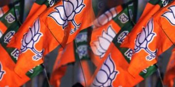 രാഷ്ട്രീയനീക്കം വിഷുവിനും തുടരാൻ ബിജെപി; ക്രൈസ്തവ വിശ്വാസികള്‍ക്ക് വീടുകളിലേക്ക് ക്ഷണം, കൈനീട്ടവും നൽകും