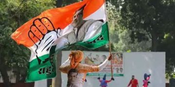 കർണാടകയിൽ കോൺഗ്രസ് അധികാരത്തിലെത്തുമെന്ന് വീരപ്പ മൊയ്‍ലി