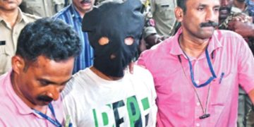 എലത്തൂർ ട്രെയിൻ തീവയ്‌പ്‌ : ഷാറൂഖ്‌ സെയ്‌ഫി തീവ്രവാദ ചിന്തകളിൽ ആകൃഷ്ടൻ