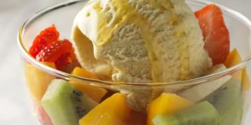 ആരോ​ഗ്യകരമായ ഫ്രൂട്ട് സാലഡ് എളുപ്പം തയ്യാറാക്കാം