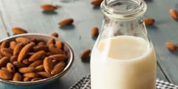 ദിവസവും കുടിക്കാം ബദാം പാല്‍; അറിയാം ഗുണങ്ങള്‍…