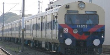 റെയിൽവേ ഭക്ഷണശാലകളിലെ കരാർ തൊഴിലാളികളെ സ്ഥിരപ്പെടുത്തണം