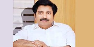 മാമുക്കോയക്ക് അർഹിച്ച ആദരവ് നൽകിയില്ല, പ്രമുഖർ വരാതിരുന്നതും അനാദരവ്; വിമർശനവുമായി വിനുവും ആര്യാടൻ ഷൗക്കത്തും