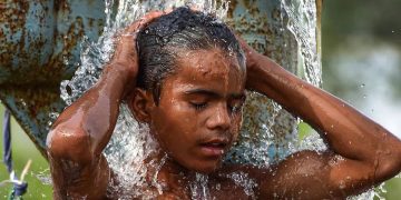 വേനല്‍ചൂട് കൂടുന്നു : രാവിലെ 11 മുതല്‍ മൂന്ന് വരെ സൂര്യപ്രകാശം നേരിട്ടേല്‍ക്കരുതെന്ന് നിര്‍ദേശം