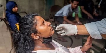 കോവിഡ് പ്രതിരോധം ഊര്‍ജിതമാക്കണം : കേരളമടക്കം എട്ട് സംസ്ഥാനങ്ങളോട് കേന്ദ്രം