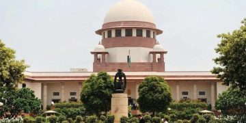 അഭിഭാഷകര്‍ക്കു സമരം ചെയ്യാനോ, ജോലിയില്‍നിന്നു വിട്ടുനില്‍ക്കാനോ അവകാശമില്ല -സുപ്രീം കോടതി