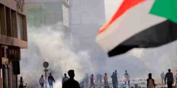 സുഡാൻ രക്ഷാ ദൗത്യം: തയ്യാറാകാൻ വ്യോമ-നാവിക സേനകൾക്ക് നിർദ്ദേശം, കടൽമാർഗം ഒഴിപ്പിക്കലിന് ഊന്നൽ