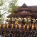 പൂരാവേശത്തിൽ തൃശൂർ; പാറമേക്കാവിന്റെയും തിരുവമ്പാടിയുടെയും തെക്കോട്ടിറക്കം തുടങ്ങി