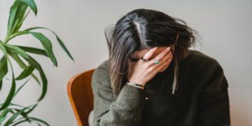 ഒറ്റപ്പെട്ട് കഴിയുന്നവർക്ക് പ്രതിമാസം 41,000 രൂപ