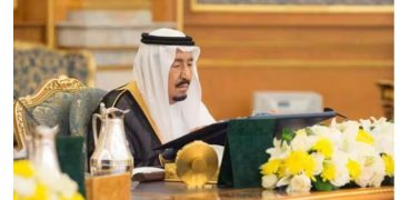 സൗദി ബഹിരാകാശ യാത്രികർക്ക് മന്ത്രിസഭയുടെ അനുമോദനം