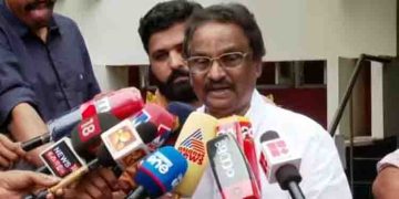 റോഡിലെ ക്യാമറ വിവാദം: മുഖ്യമന്ത്രി മറുപടി പറയണമെങ്കിൽ അതിന് മനസ്സില്ലെന്നാണ് അർത്ഥം; ന്യായീകരിച്ച് എകെ ബാലൻ