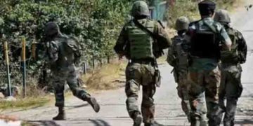 ബാരാമുള്ളയിൽ ഭീകരരും സുരക്ഷാ സേനയുമായി ഏറ്റുമുട്ടി; രണ്ട് ഭീകരരെ വധിച്ചു