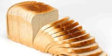 രാവിലെ ചായയും ബിസ്കറ്റും ബ്രഡും കഴിക്കുന്ന ശീലമുണ്ടെങ്കില്‍ അറിയേണ്ടത്…