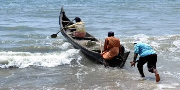മോശം കാലാവസ്ഥ ; മത്സ്യത്തൊഴിലാളികൾക്ക് ജാഗ്രതാ നിർദ്ദേശം