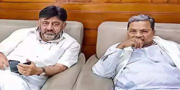 നിയമസഭാകക്ഷി യോഗസ്ഥലത്ത് നാടകീയ രംഗങ്ങള്‍ ; ഡികെയ്ക്കും സിദ്ധരാമയ്യയ്ക്കുമായി ചേരി തിരിഞ്ഞ് മുദ്രാവാക്യം വിളിച്ച് അണികൾ