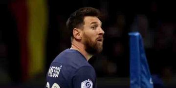 അനുമതിയില്ലാതെ സൗദി സന്ദർശനം: ലയണൽ മെസിയെ സസ്പെന്റ് ചെയ്‌ത് പിഎസ്‌ജി