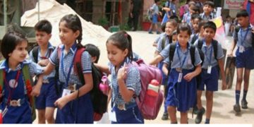 സംസ്ഥാനത്ത്‌ വേനലവധി ക്ലാസുകള്‍ നിരോധിച്ചു