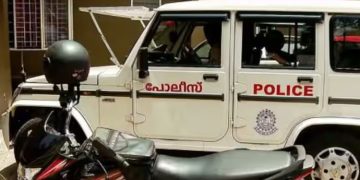 തലയ്ക്ക് കമ്പി കൊണ്ട് അടി, കണ്ണിൽ മുളക് സ്പ്രേ ചെയ്തു; 30 ലക്ഷം രൂപ കവർന്ന കേസിൽ രണ്ട് പേർ അറസ്റ്റിൽ