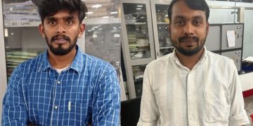 കരിപ്പൂരിൽ 1.21 കോടിയുടെ വൻ സ്വർണവേട്ട; രണ്ടുപേർ പിടിയിൽ