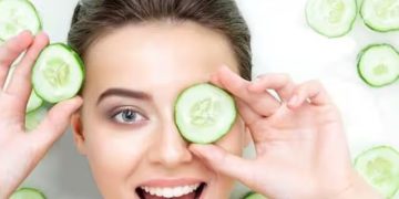 മുഖത്തെ കരുവാളിപ്പ് മാറാൻ വെള്ളരിക്ക ഇങ്ങനെ ഉപയോ​ഗിക്കാം