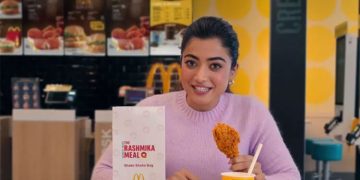 ഫ്രൈഡ് ചിക്കന്റെ പരസ്യം വിനയായി; രശ്മിക മന്ദാനക്ക് ട്രോൾ മഴ