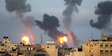 ഗ​സ്സ​യി​ൽ ഇ​സ്രാ​യേ​ൽ കുരുതി തുടരുന്നു; കൊല്ലപ്പെട്ടവരുടെ എണ്ണം 27 ആയി