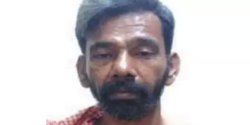 അർധരാത്രി വീടി​ന്റെ പൂട്ട് പൊളിക്കുന്ന ശബ്ദം; പോലീ​സെത്തി നടത്തിയ തിരച്ചിലിൽ കണ്ടത് സണ്‍ഷെയ്ഡിൽ പതുങ്ങിയിരിക്കുന്ന കള്ളനെ