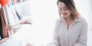 സുഖകരമായ ആർത്തവ ദിനങ്ങൾക്കായി ശീലമാക്കാം ഇവ