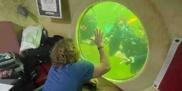 93 ദിവസം വെള്ളത്തിനടിയിൽ കഴിഞ്ഞു; 10 വയസ്സ് കുറഞ്ഞെന്ന വാദവുമായി ശാസ്ത്രജ്ഞൻ