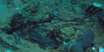 ടൈറ്റാനിക്കിന്റെ അവശിഷ്ടങ്ങൾ കാണാൻ പോയ സഞ്ചാരികളെവിടെ? കാണാതായ അന്തർവാഹിനിക്കായി തിരച്ചിൽ ഊർജ്ജിതം