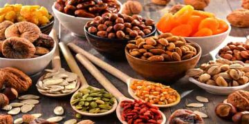 വയറിലെ കൊഴുപ്പ് കുറയ്ക്കാൻ സഹായിക്കുന്ന മൂന്ന് ഡ്രെെ ഫ്രൂ‌ട്ട്സുകൾ