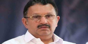 കടക്കുപുറത്ത് മാറി ഇപ്പോള്‍ കിടക്ക് അകത്ത് എന്നായി ; കെ. മുരളീധരന്‍