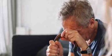 പ്രായമാകുന്നവര്‍ രാവിലെ നേരത്തെ എഴുന്നേല്‍ക്കുന്നത് എന്തുകൊണ്ട്? അറിയാം…