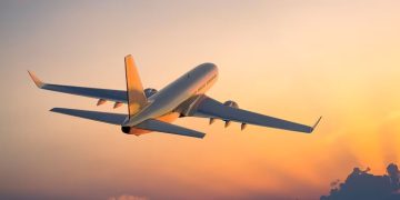 യുഎഇ വേനലവധി: കേരളത്തിലേക്കുള്ള വിമാന നിരക്കിൽ മൂന്നിരട്ടി വർധന