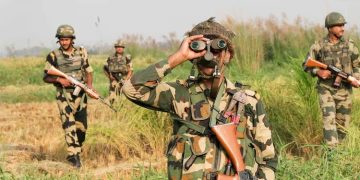 കശ്മീരിൽ നിയന്ത്രണരേഖ മുറിച്ചുകടക്കാൻ ശ്രമിച്ച രണ്ട് ഭീകരരെ വധിച്ചു