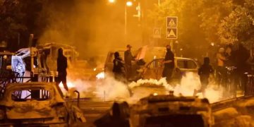 ആഫ്രിക്കൻ യുവാവിനെ വെടിവെച്ചുകൊന്ന സംഭവം; കുടുംബാംഗങ്ങളോട് മാപ്പ് പറഞ്ഞ് പൊലീസ് ഉദ്യോഗസ്ഥൻ