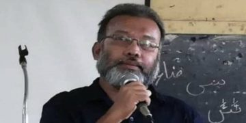 ബോധവൽക്കരണ ക്ലാസ് എടുക്കുന്നതിനിടെ വിരമിച്ച അധ്യാപകൻ കുഴഞ്ഞ് വീണ് മരിച്ചു