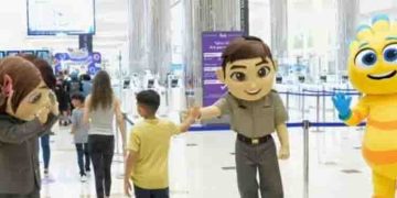 സ്വീകരിക്കാന്‍ പ്രിയതാരങ്ങള്‍, പാസ്‍പോര്‍ട്ട് സ്വന്തമായി സ്റ്റാമ്പ് ചെയ്യാം; ദുബൈയില്‍ ഇനി കുട്ടികളാണ് താരം