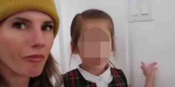 ‘മകള്‍ സ്വന്തമായി സ്കൂള്‍ ഉച്ച ഭക്ഷണമുണ്ടാക്കണം, ഇല്ലെങ്കില്‍ പട്ടിണി കിടക്കു’മെന്ന് അമ്മ; വിമര്‍ശനം