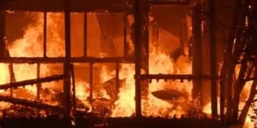 മണിപ്പൂർ കലാപം: ബോബേറിൽ ഒരാൾ കൊല്ലപ്പെട്ടു, വെടിവപ്പിൽ രണ്ട് പേർക്ക് പരിക്ക്