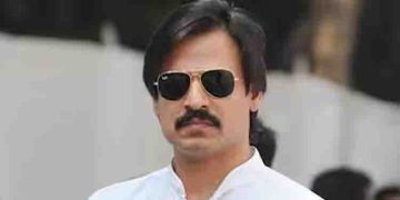 വിവേക് ഒബ്റോയിയിൽ നിന്നും തട്ടിയത് 1.5 കോടി, മൂന്ന് പേർക്കെതിരെ കേസ്