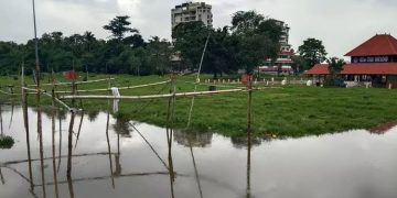പെരിയാർ കരകവിഞ്ഞു ; മണപ്പുറത്തും ശിവ ക്ഷേത്രത്തിലും വെള്ളം കയറി