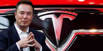 ഇന്ത്യയിലേക്ക് ടെസ്ല എത്തുന്നൂ; ഫാക്ടറി നിര്‍മ്മിക്കാന്‍ മസ്‌ക്