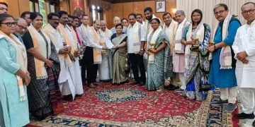 മണിപ്പൂരിൽ സമാധാനവും ഐക്യവും പുനഃസ്ഥാപിക്കണമെന്ന് ഗവർണറോട് ‘ഇന്ത്യ’