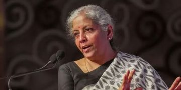 ബജറ്റ് പദ്ധതികൾ നടപ്പാക്കുന്നതിന്‍റെ പുരോഗതി വിലയിരുത്തി നിർമല സീതാരാമൻ